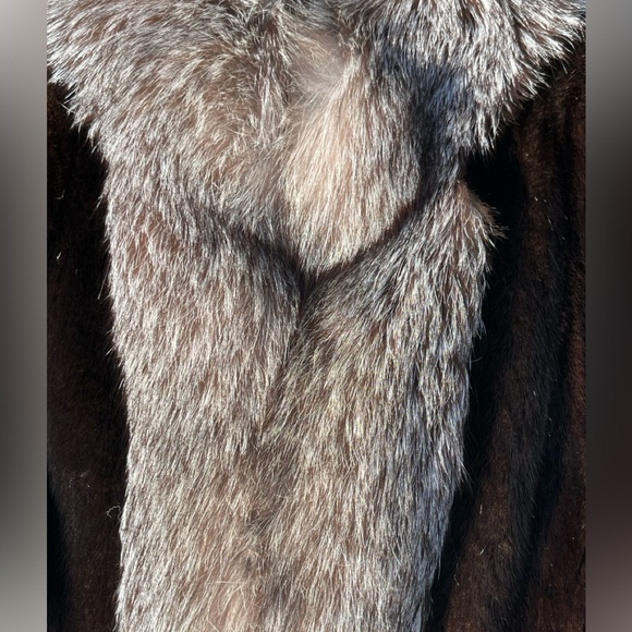 Vintage Coyote Fur Jacket - Picture 6 of 7